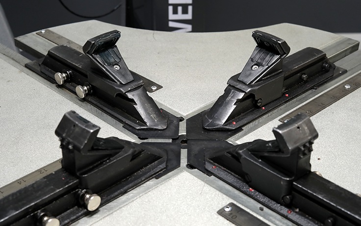 R80EX table top wheel clamps