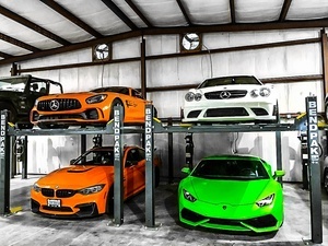 Sports Cars Four Post Lifts BendPak