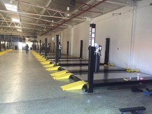 Multi Unit Four Post Lift Parking Solution